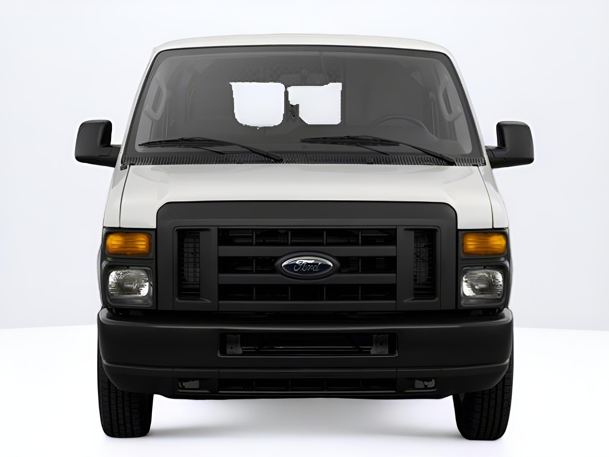 2011 Ford E-Series Wagon XL