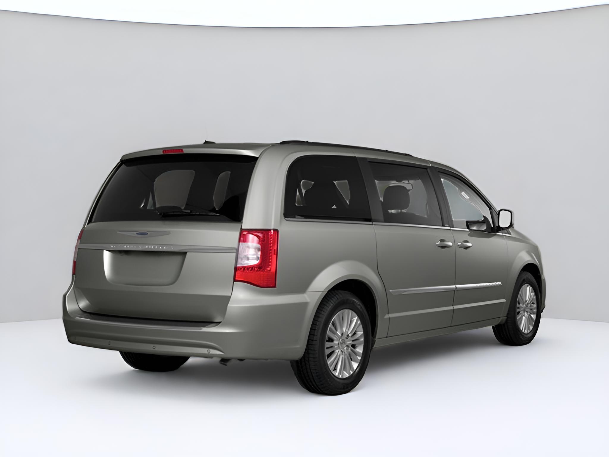 2012 Chrysler Town & Country Touring