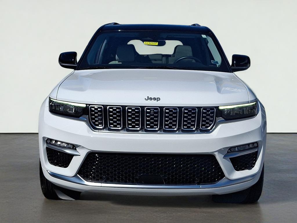 2022 Jeep Grand Cherokee Summit