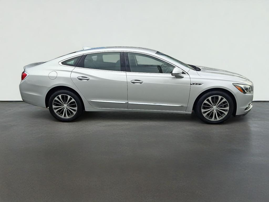 2017 Buick LaCrosse Essence