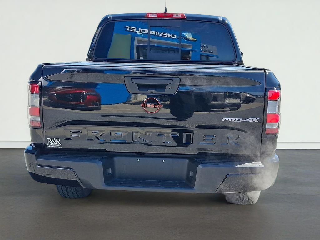 2022 Nissan Frontier PRO-4X