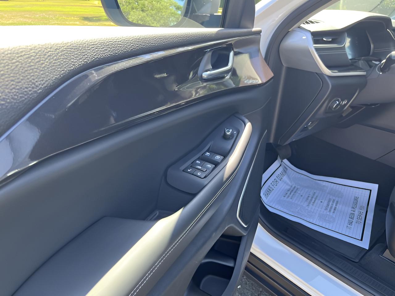 2022 Jeep Grand Cherokee, Laredo, 4x4 , Lux Tech Group