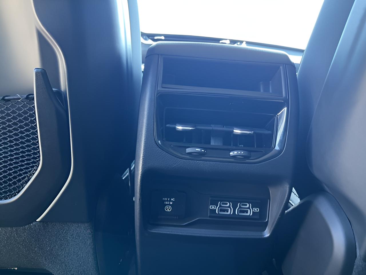 2022 Jeep Grand Cherokee, Laredo, 4x4 , Lux Tech Group