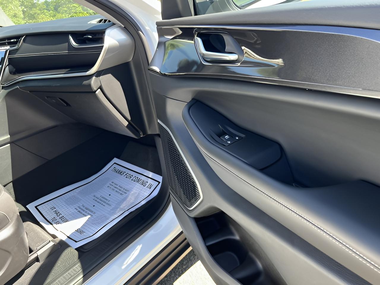 2022 Jeep Grand Cherokee, Laredo, 4x4 , Lux Tech Group