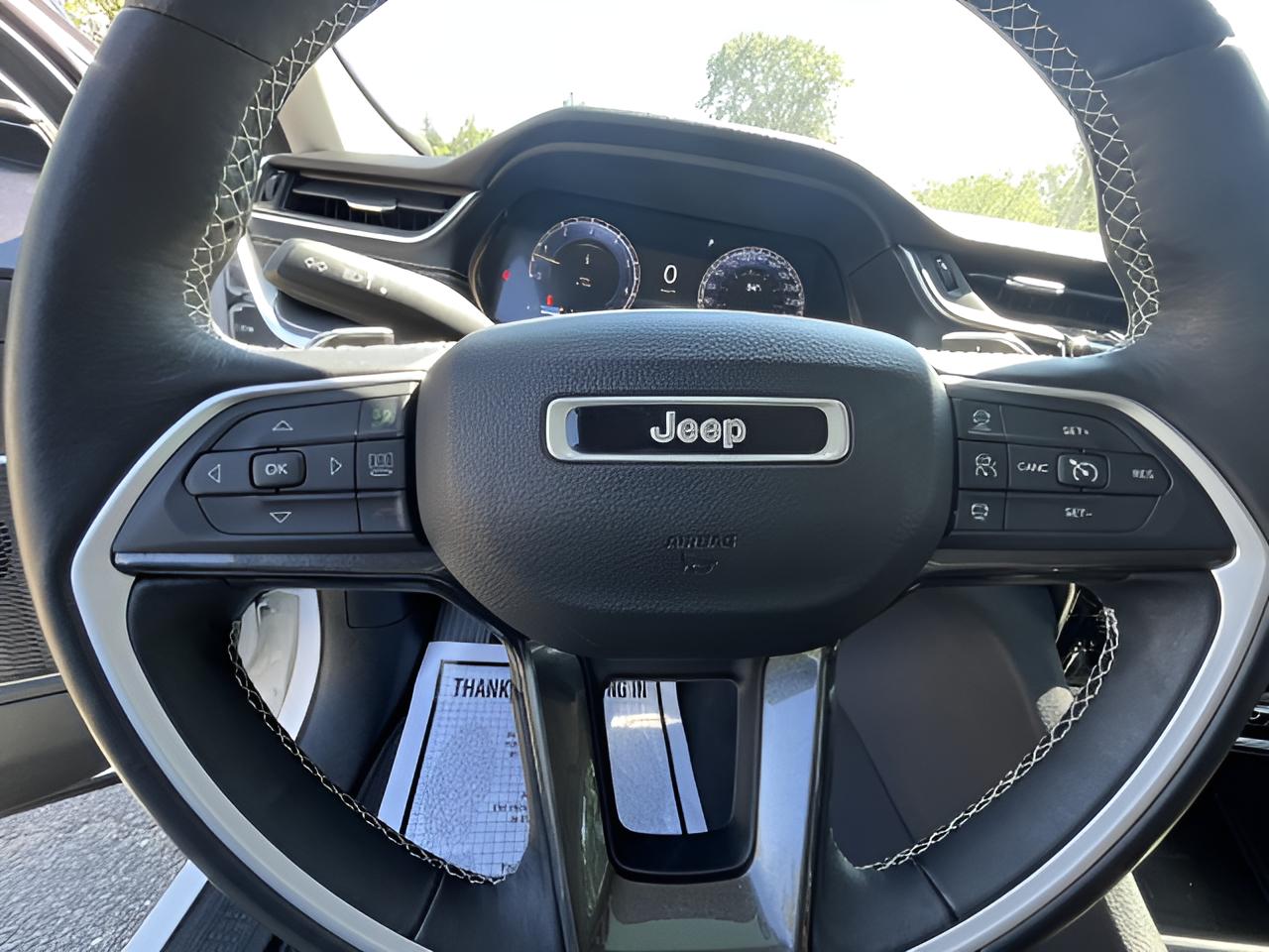 2022 Jeep Grand Cherokee, Laredo, 4x4 , Lux Tech Group