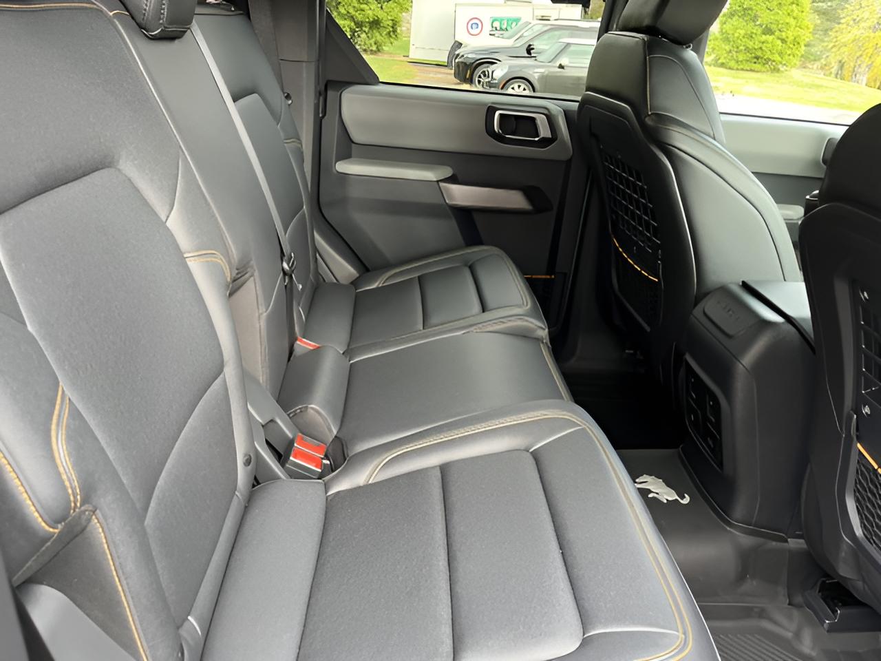 2022 Ford Bronco Badlands, Equip group 334A. V6 Engine, 10 speed Auto ,