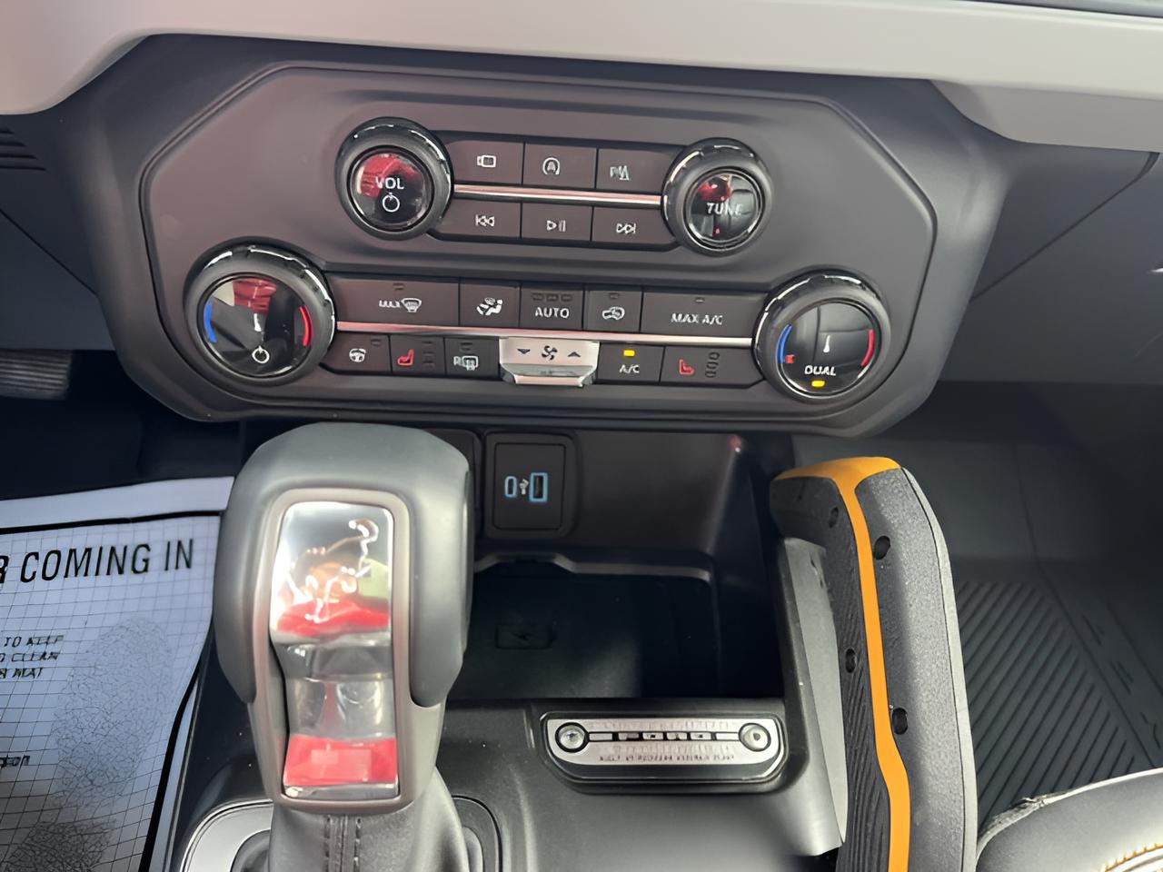 2022 Ford Bronco Badlands, Equip group 334A. V6 Engine, 10 speed Auto ,