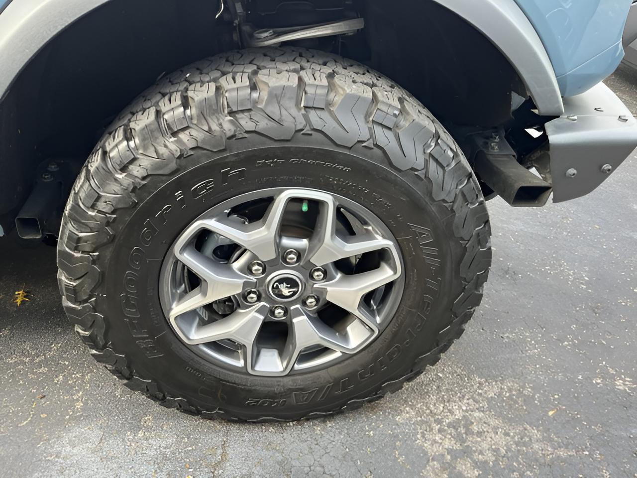 2022 Ford Bronco Badlands, Equip group 334A. V6 Engine, 10 speed Auto ,