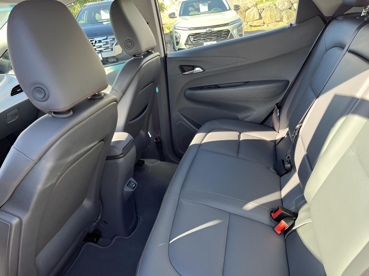 2017 Chevrolet Bolt EV Premier, 1-owner, battery warranty till 2030,