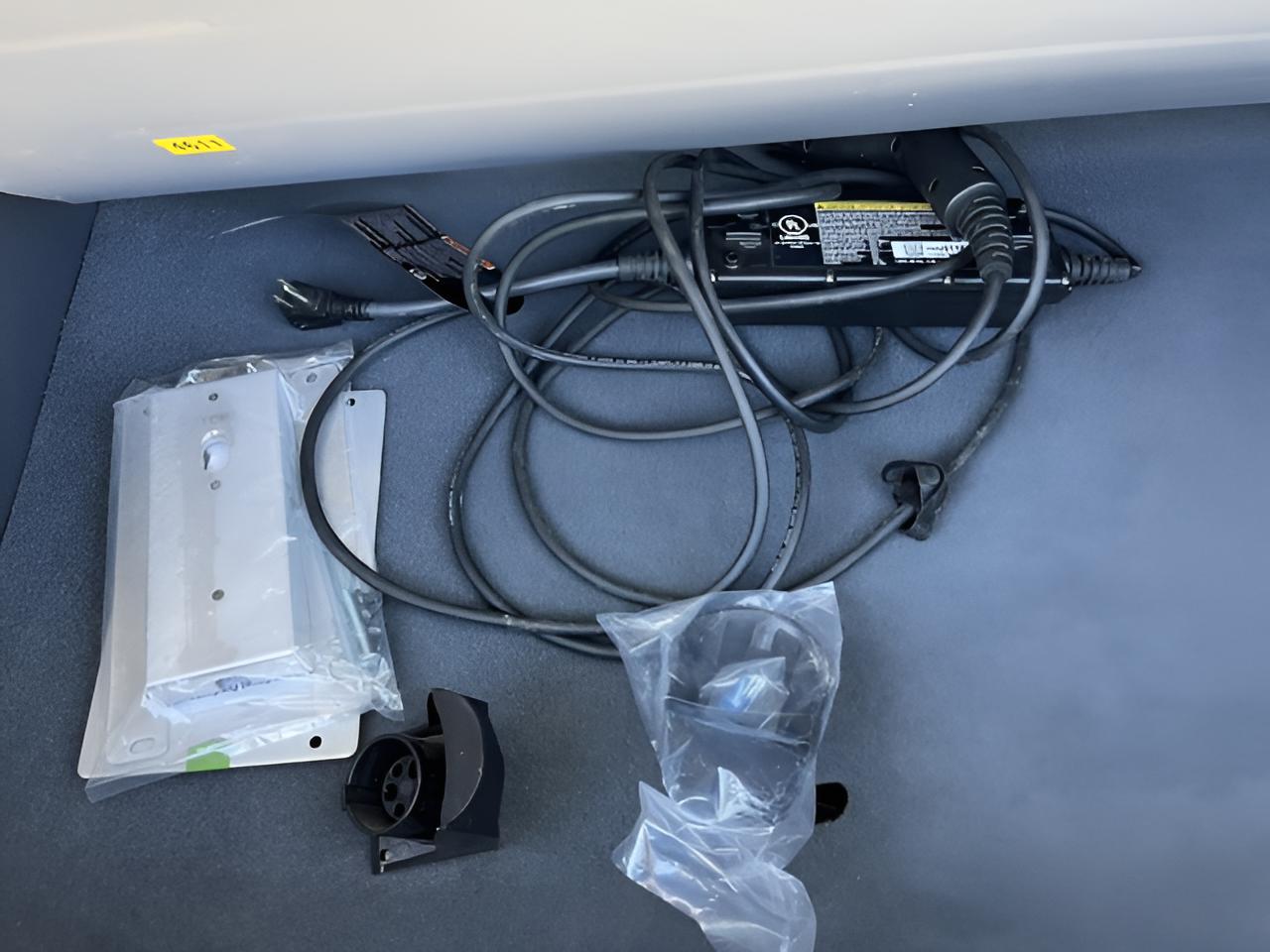 2017 Chevrolet Bolt EV Premier, 1-owner, battery warranty till 2030,