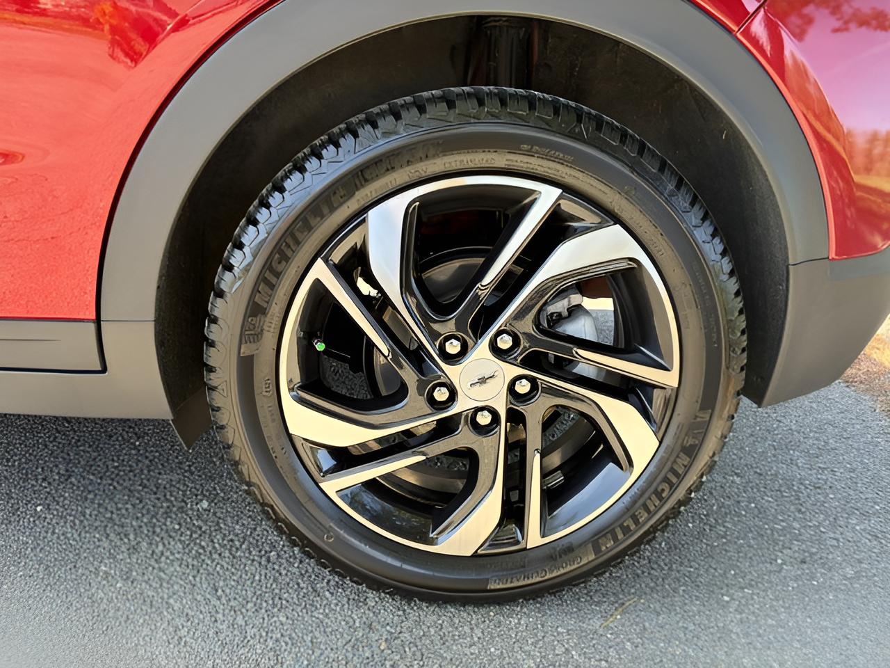 2022 Chevrolet Bolt EV 2LT, Info. Pkg, CPO warranty,