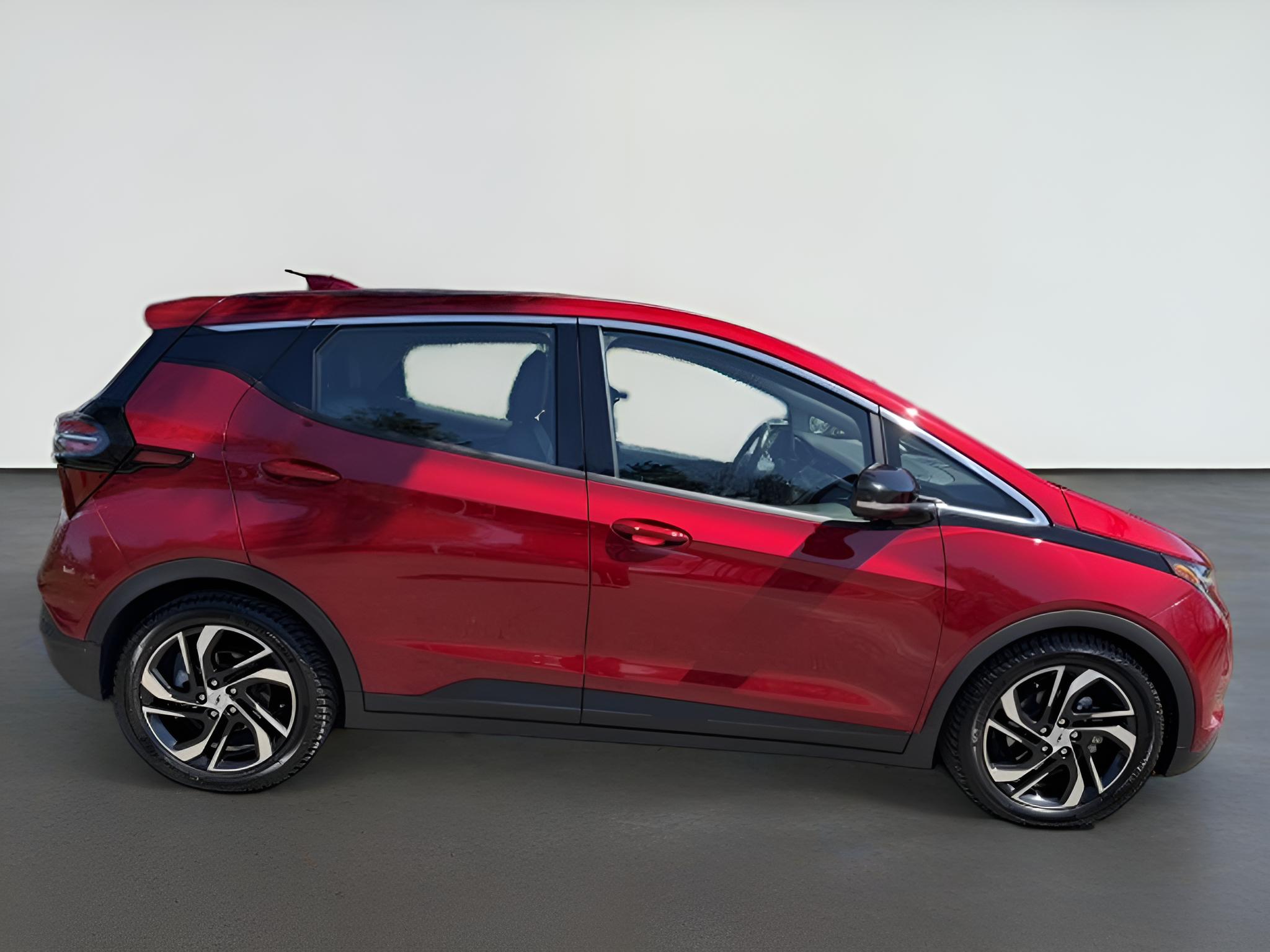 2022 Chevrolet Bolt EV 2LT, Info. Pkg, CPO warranty,