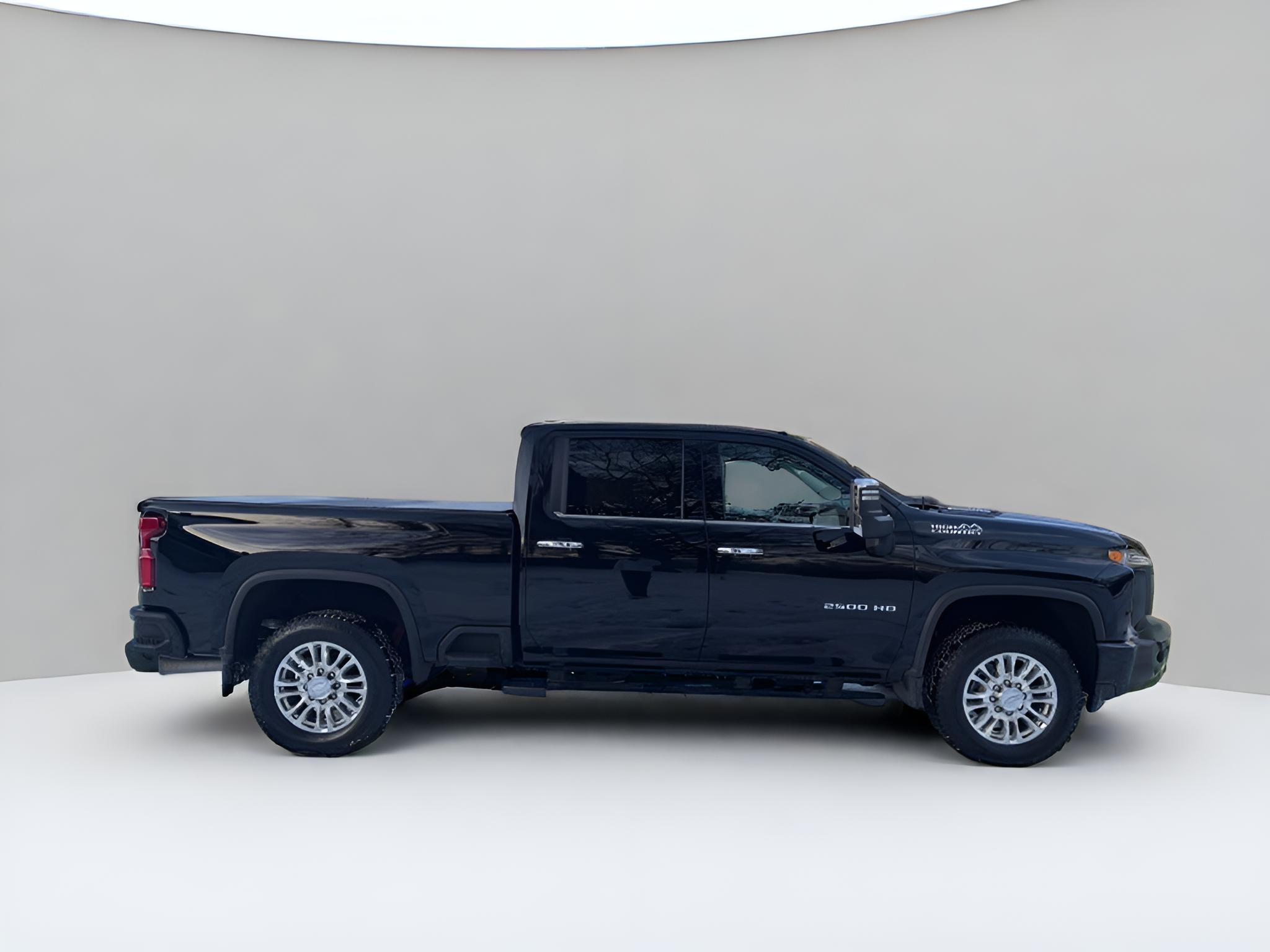 2020 Chevrolet Silverado 2500HD High Country, 6.6L Duramax Diesel, low miles,