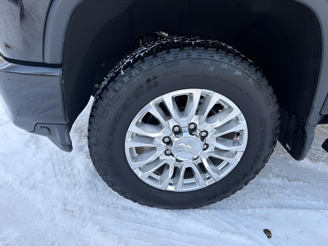 2020 Chevrolet Silverado 2500HD High Country, 6.6L Duramax Diesel, low miles,