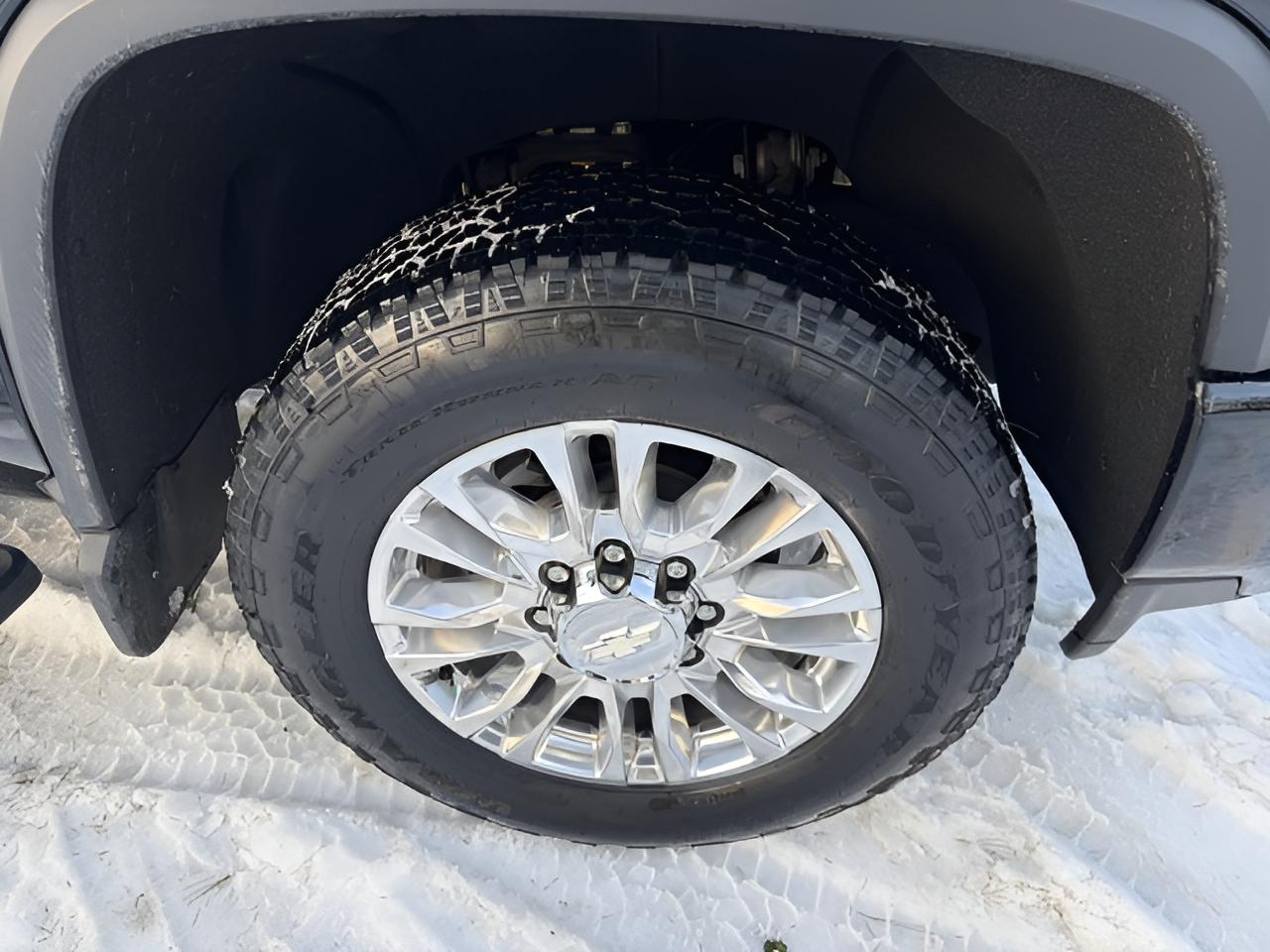 2020 Chevrolet Silverado 2500HD High Country, 6.6L Duramax Diesel, low miles,