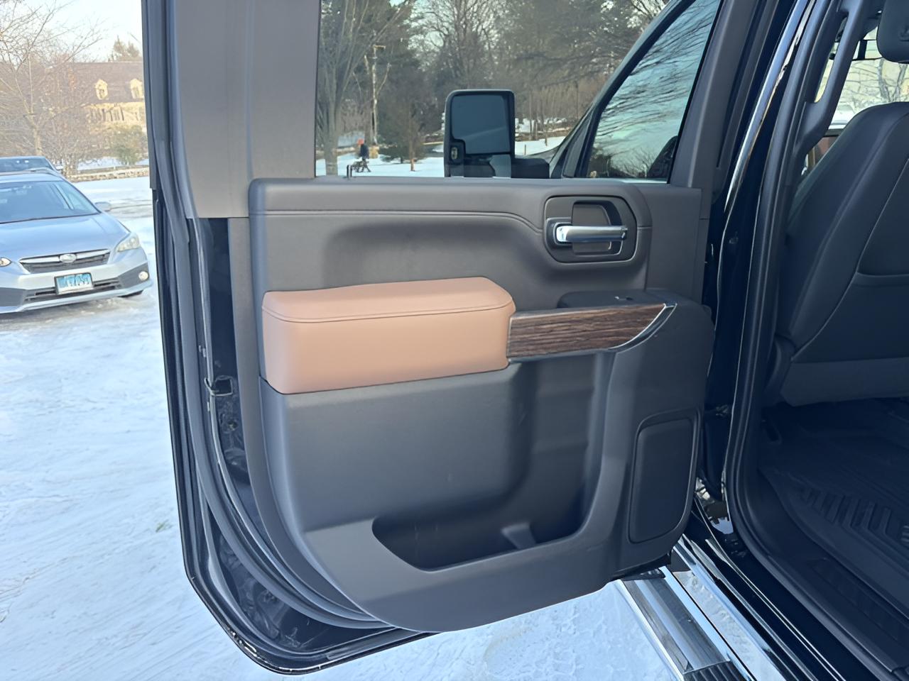 2020 Chevrolet Silverado 2500HD High Country, 6.6L Duramax Diesel, low miles,