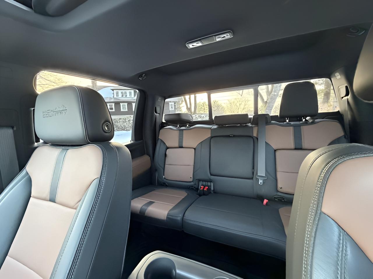 2020 Chevrolet Silverado 2500HD High Country, 6.6L Duramax Diesel, low miles,