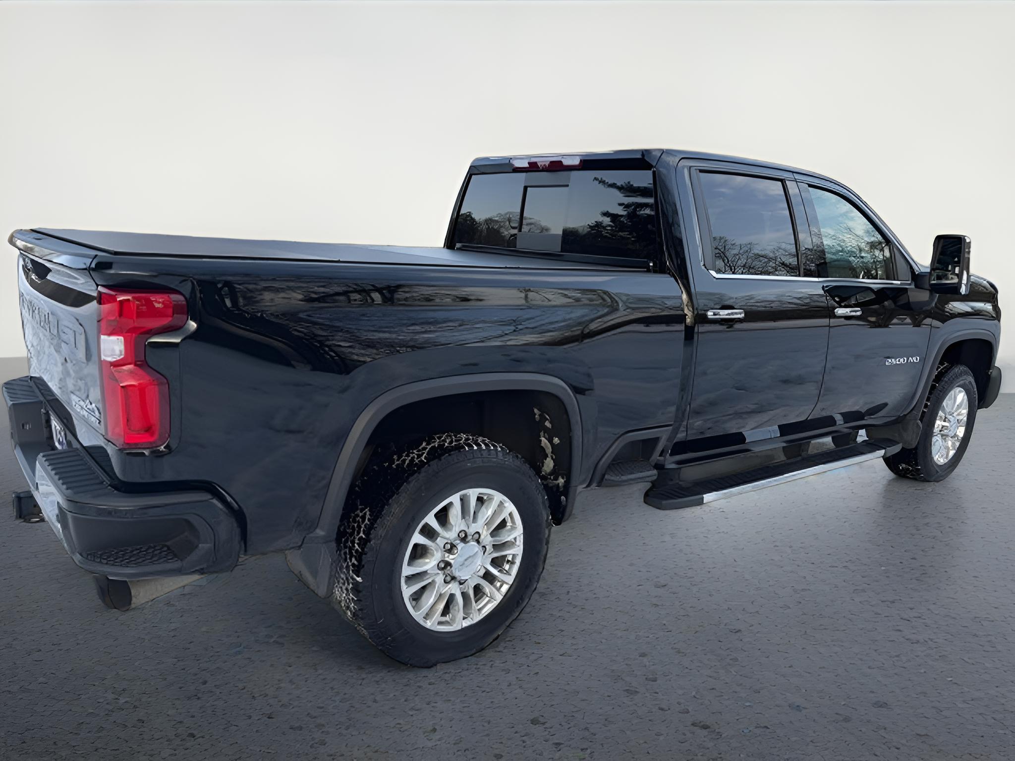 2020 Chevrolet Silverado 2500HD High Country, 6.6L Duramax Diesel, low miles,