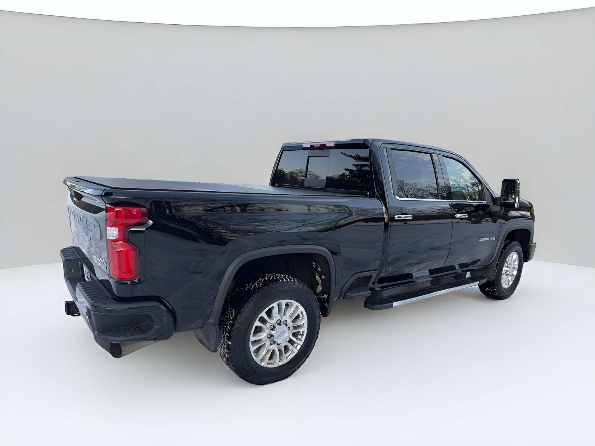 2020 Chevrolet Silverado 2500HD High Country, 6.6L Duramax Diesel, low miles,