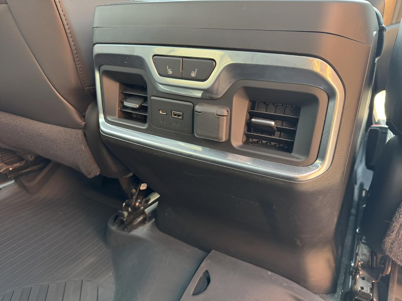 2020 Chevrolet Silverado 3500HD High Country DeLuxe, Z71