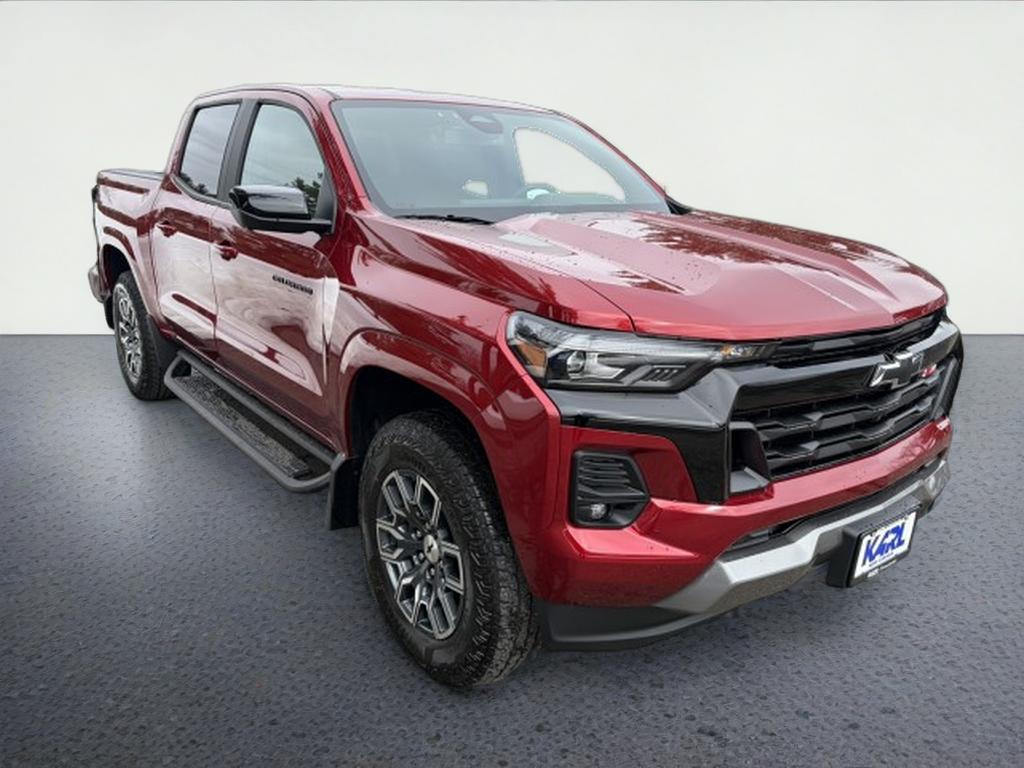 2026 Chevrolet Colorado 4WD Z71, tech Pkg, bad cover and liner,