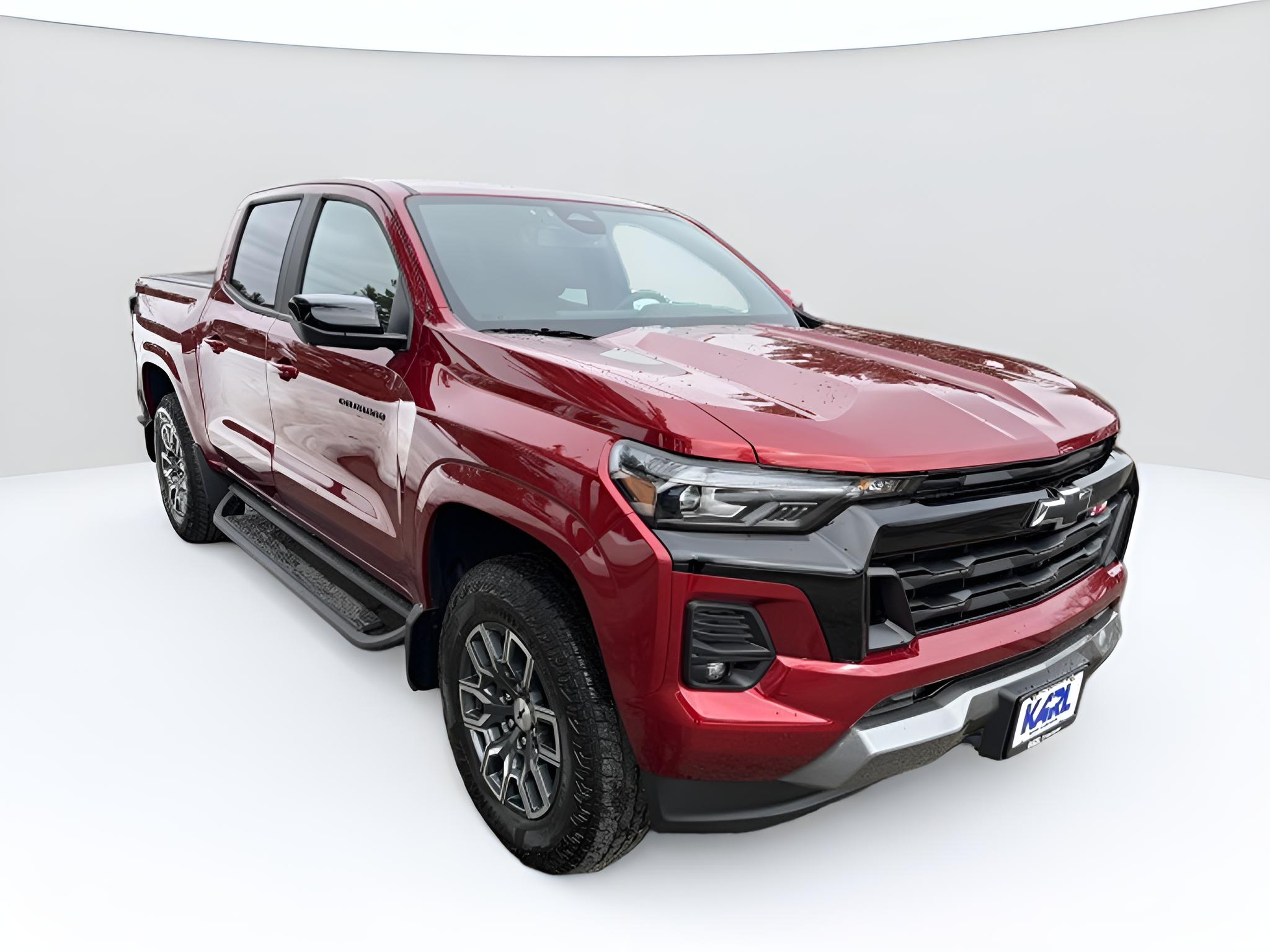 2026 Chevrolet Colorado 4WD Z71, tech Pkg, bad cover and liner,