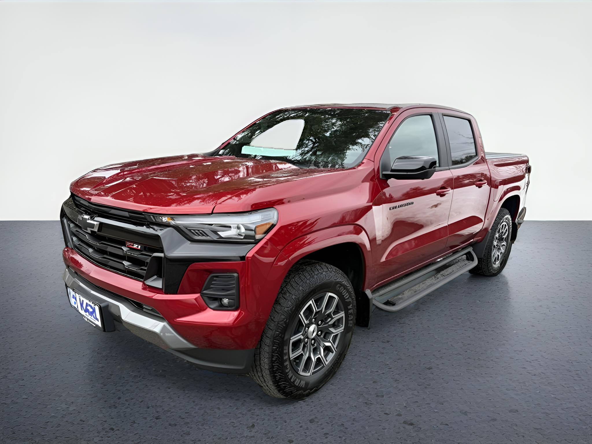 2026 Chevrolet Colorado 4WD Z71, tech Pkg, bad cover and liner,