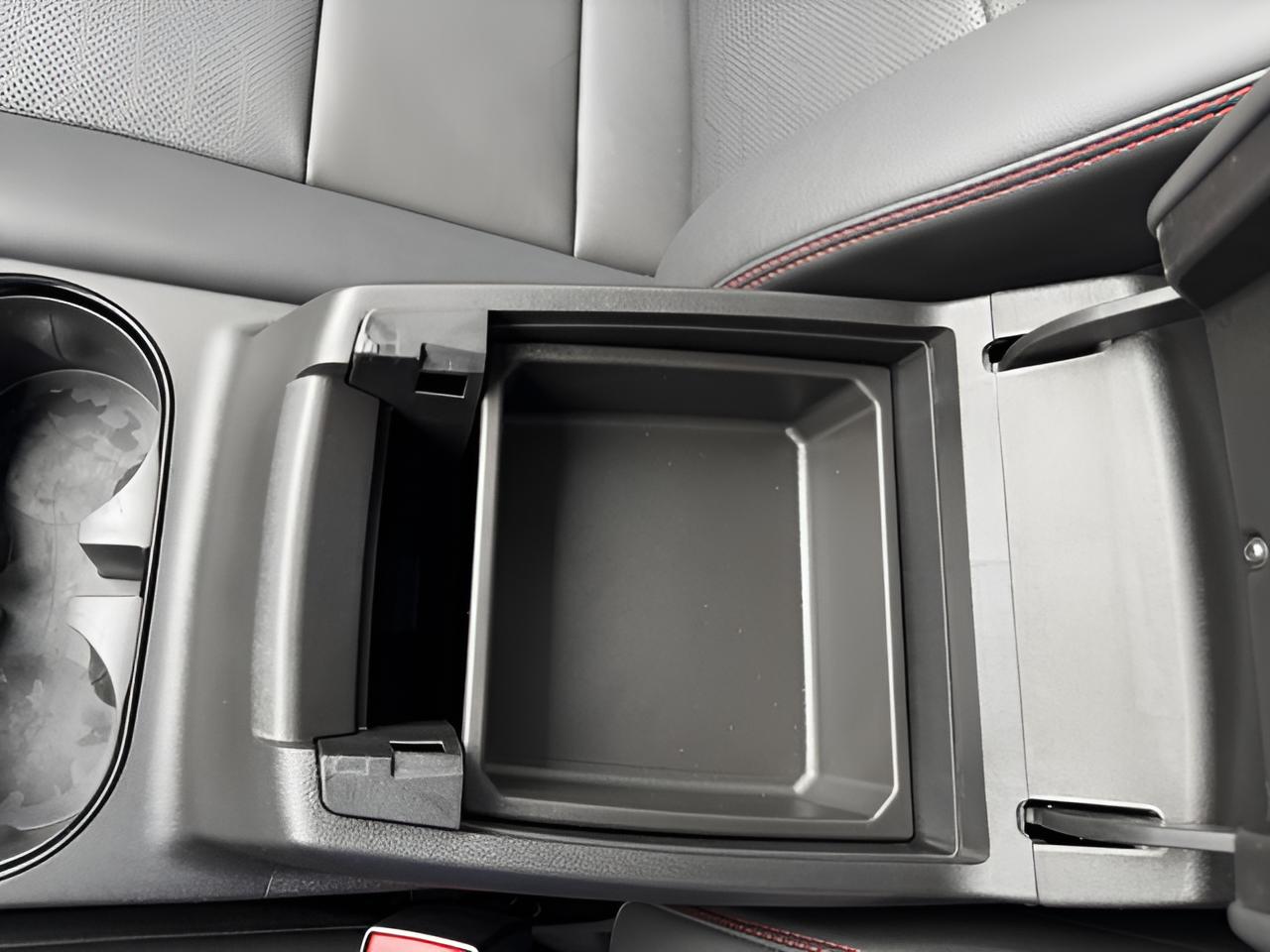 2026 Chevrolet Colorado 4WD Z71, tech Pkg, bad cover and liner,