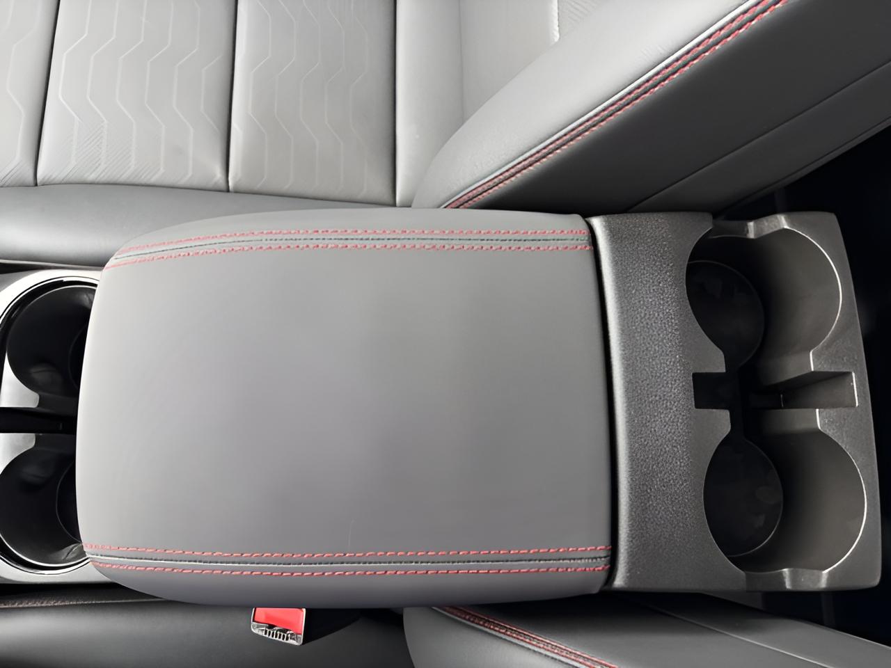 2026 Chevrolet Colorado 4WD Z71, tech Pkg, bad cover and liner,