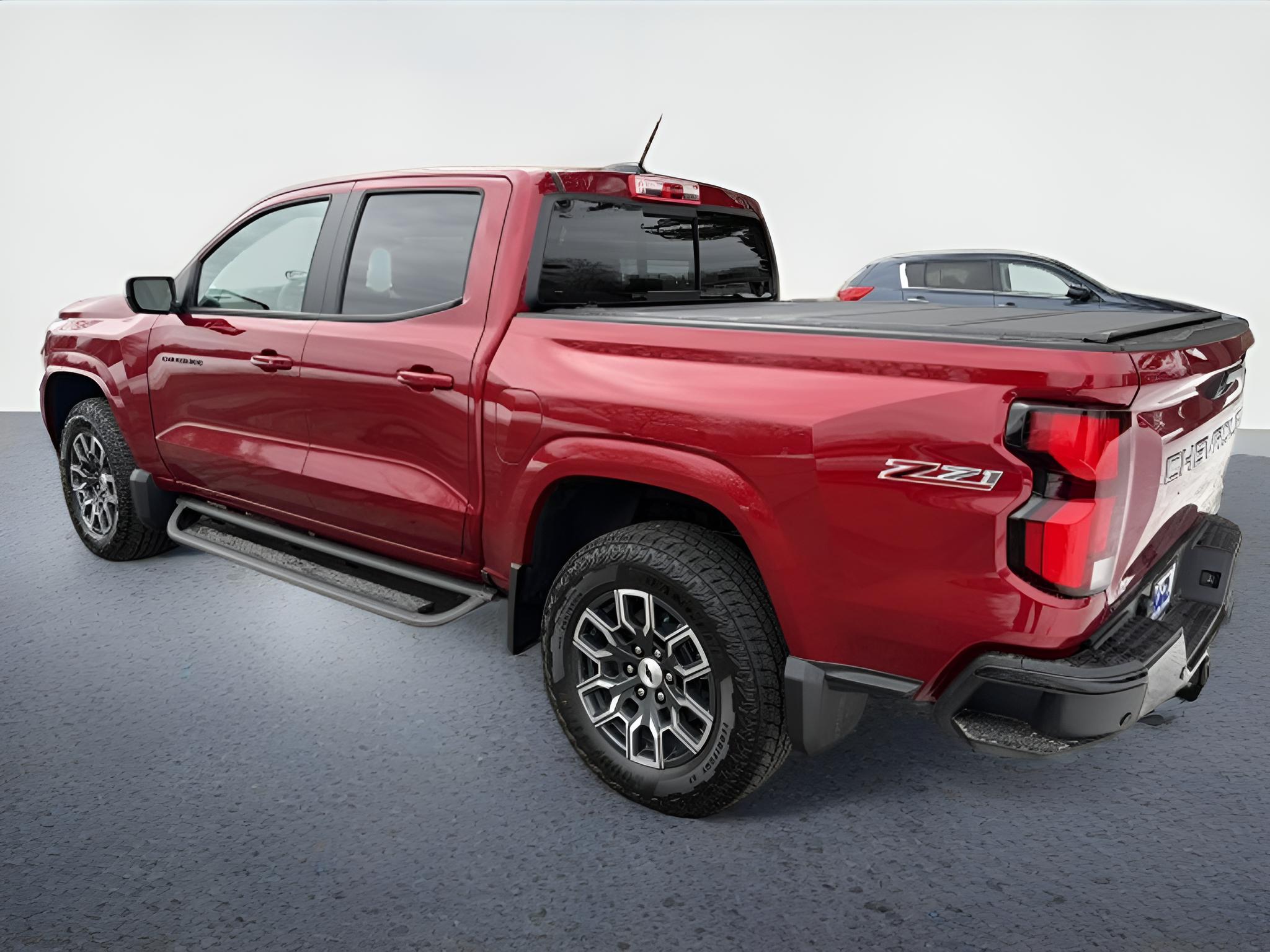 2026 Chevrolet Colorado 4WD Z71, tech Pkg, bad cover and liner,