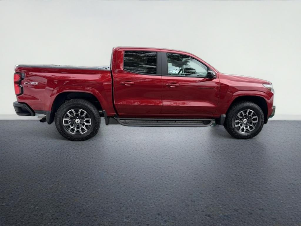 2026 Chevrolet Colorado 4WD Z71, tech Pkg, bad cover and liner,