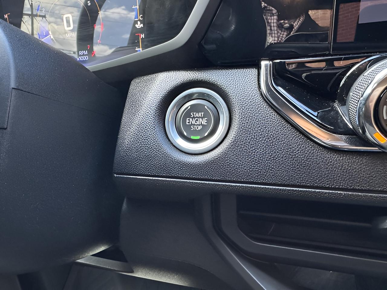 2023 Chevrolet Colorado 4WD Trail Boss, Dark Essentials Pkg, Assist Steps,