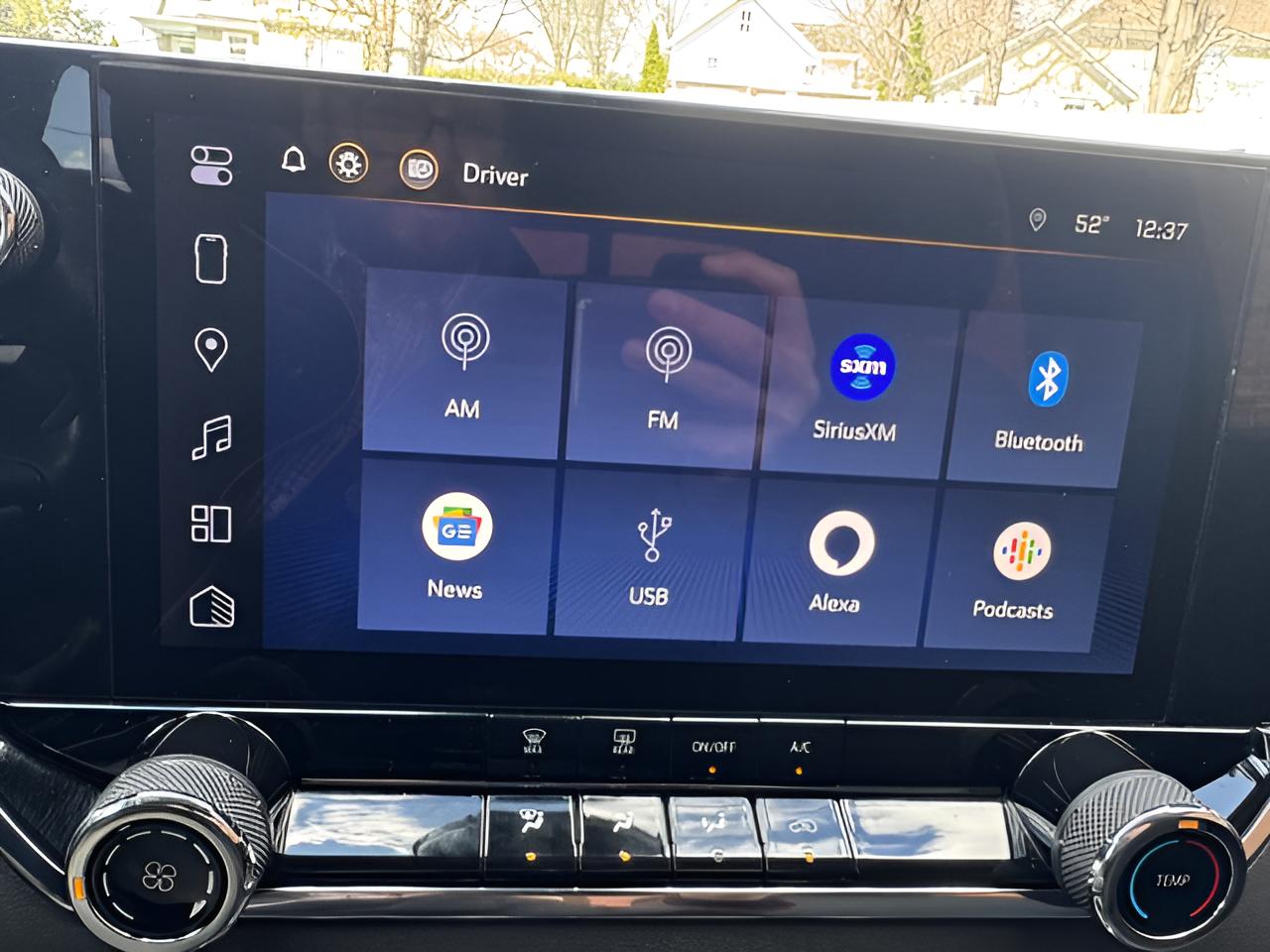 2023 Chevrolet Colorado 4WD Trail Boss, Dark Essentials Pkg, Assist Steps,