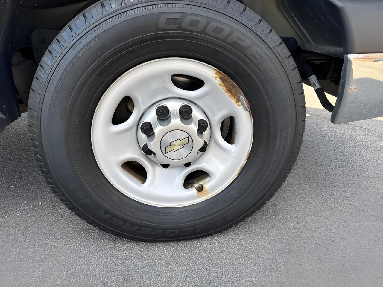 2014 Chevrolet Express 3500 Work Van, with roof rack,