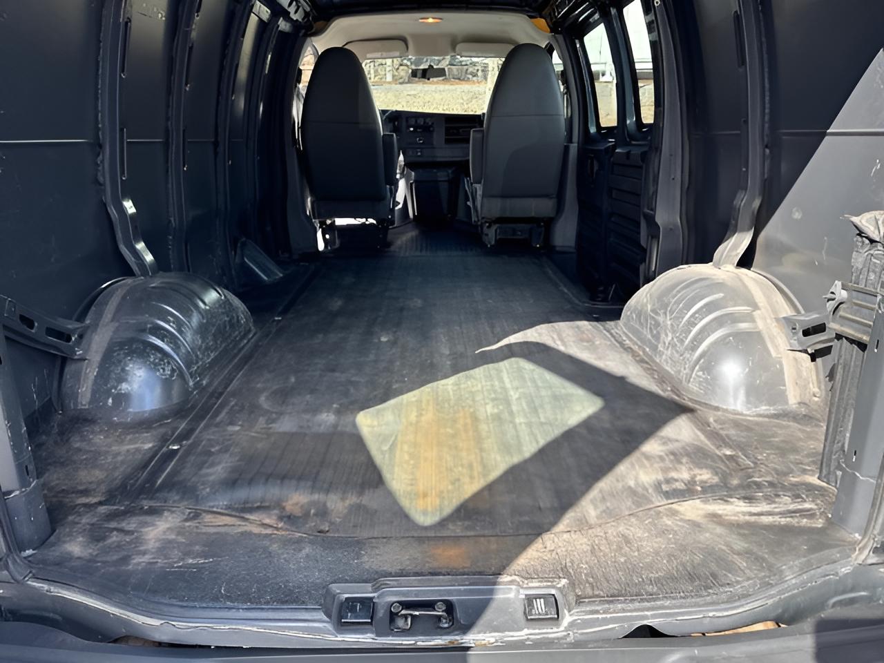 2014 Chevrolet Express 3500 Work Van, with roof rack,