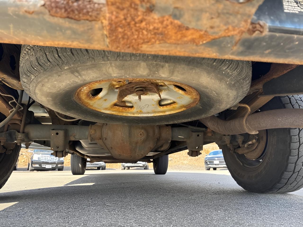 2014 Chevrolet Express 3500 Work Van, with roof rack,