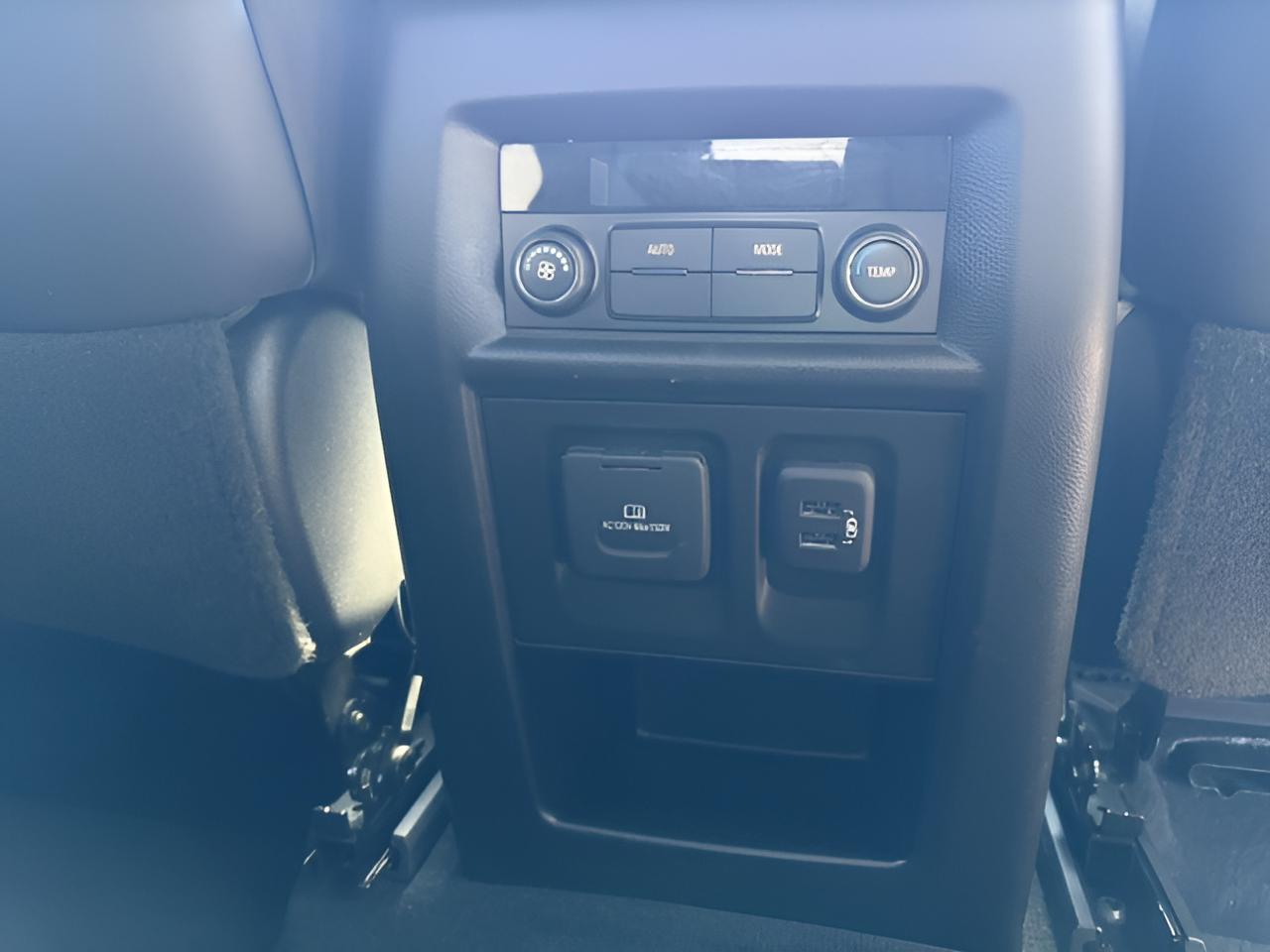 2023 Chevrolet Traverse RS, AWD , Dual Sunroof,