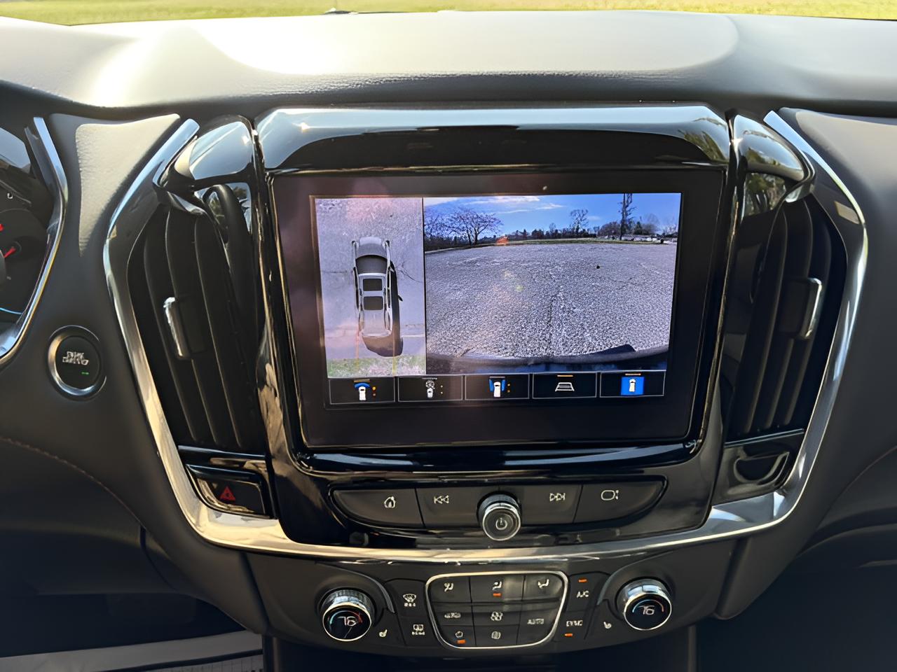 2023 Chevrolet Traverse RS, AWD , Dual Sunroof,