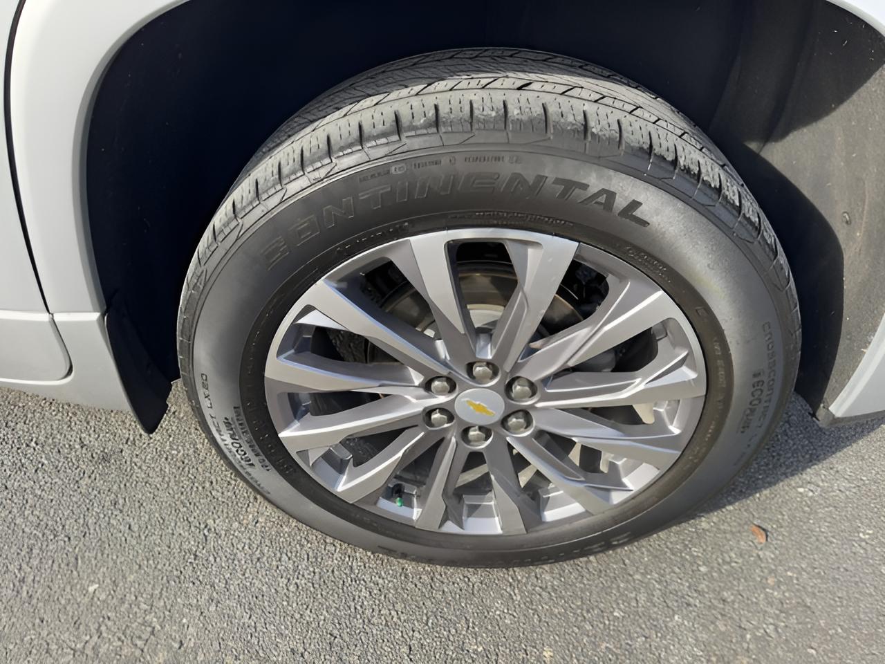 2022 Chevrolet Traverse Premier Premier, AWD, Dual Sunroof, 7 Pass