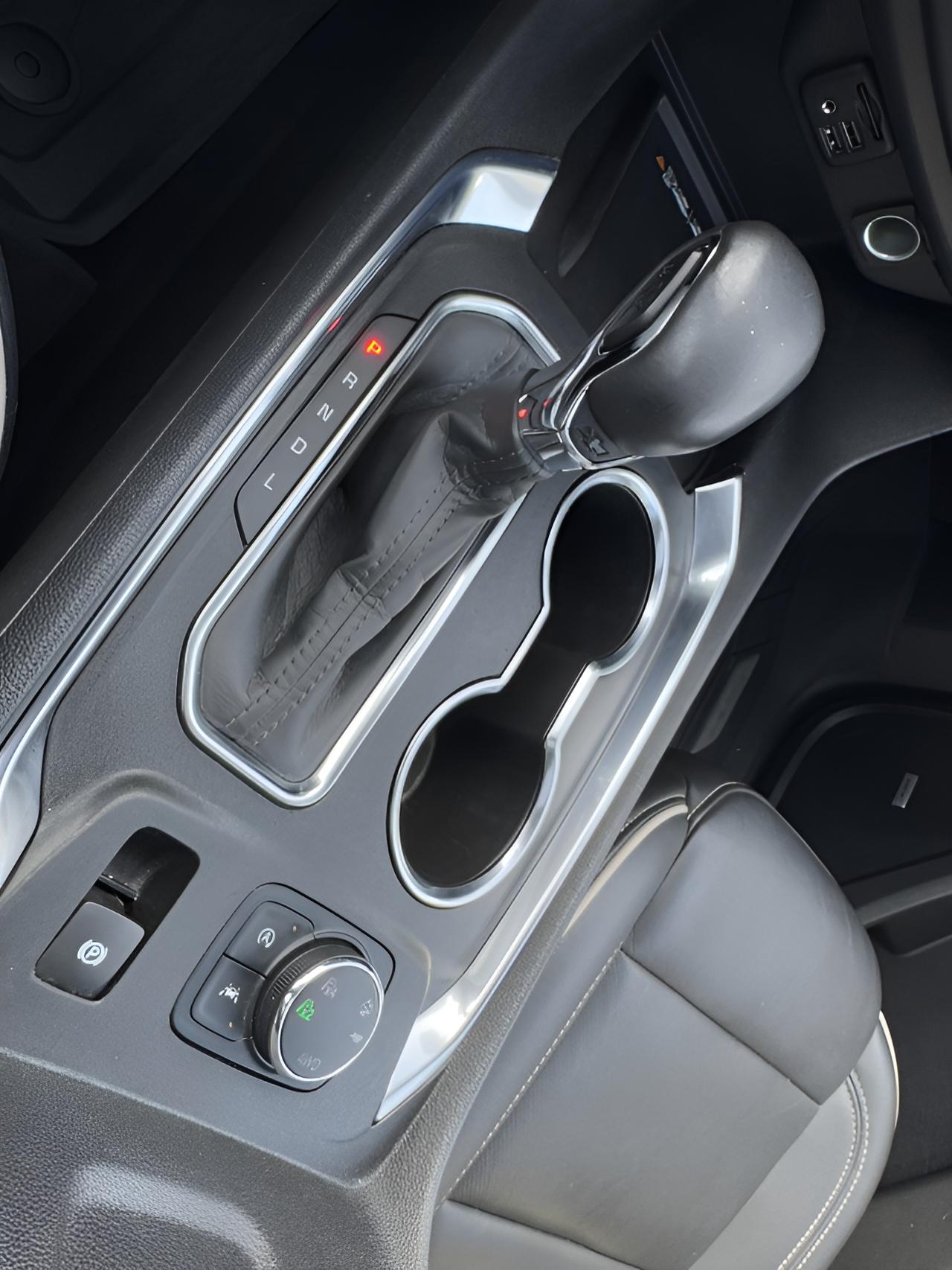 2022 Chevrolet Traverse Premier Premier, AWD, Dual Sunroof, 7 Pass