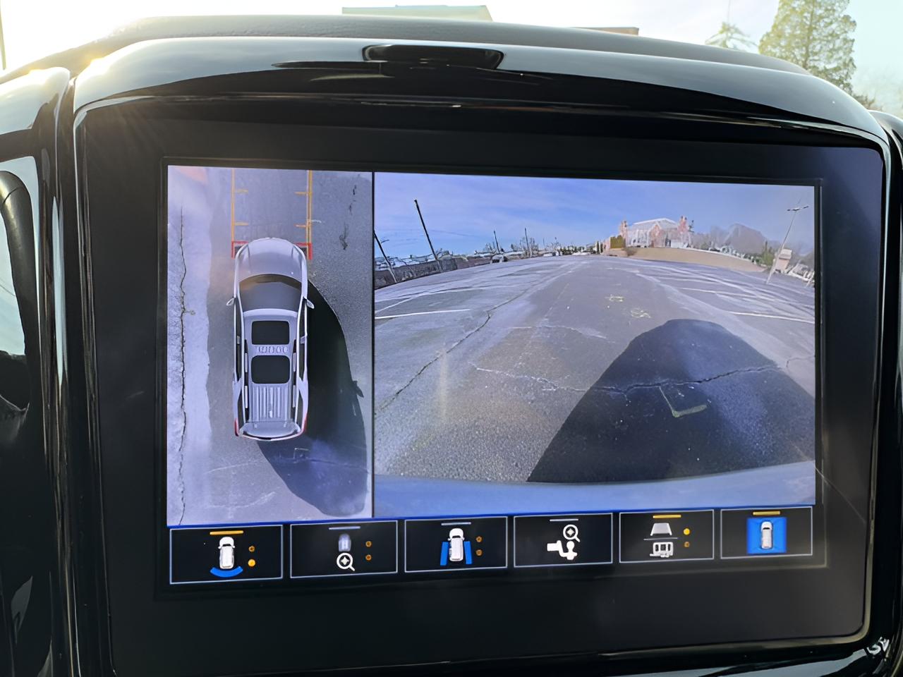 2022 Chevrolet Traverse Premier Premier, AWD, Dual Sunroof, 7 Pass