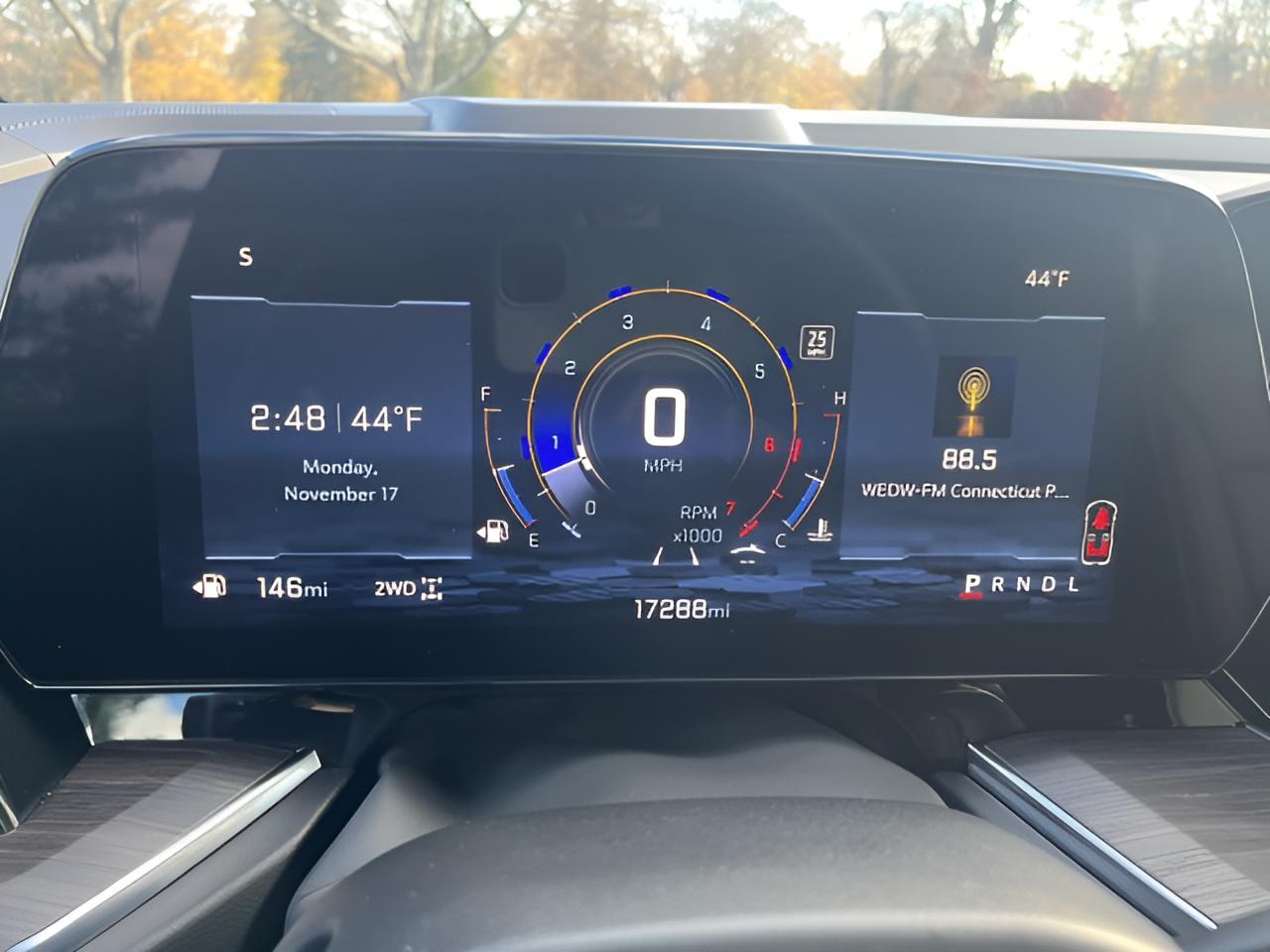 2025 Chevrolet Tahoe Premier, 2nd Row Buckets, 1-owner