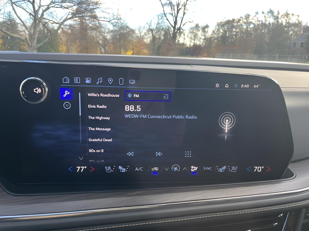 2025 Chevrolet Tahoe Premier, 2nd Row Buckets, 1-owner