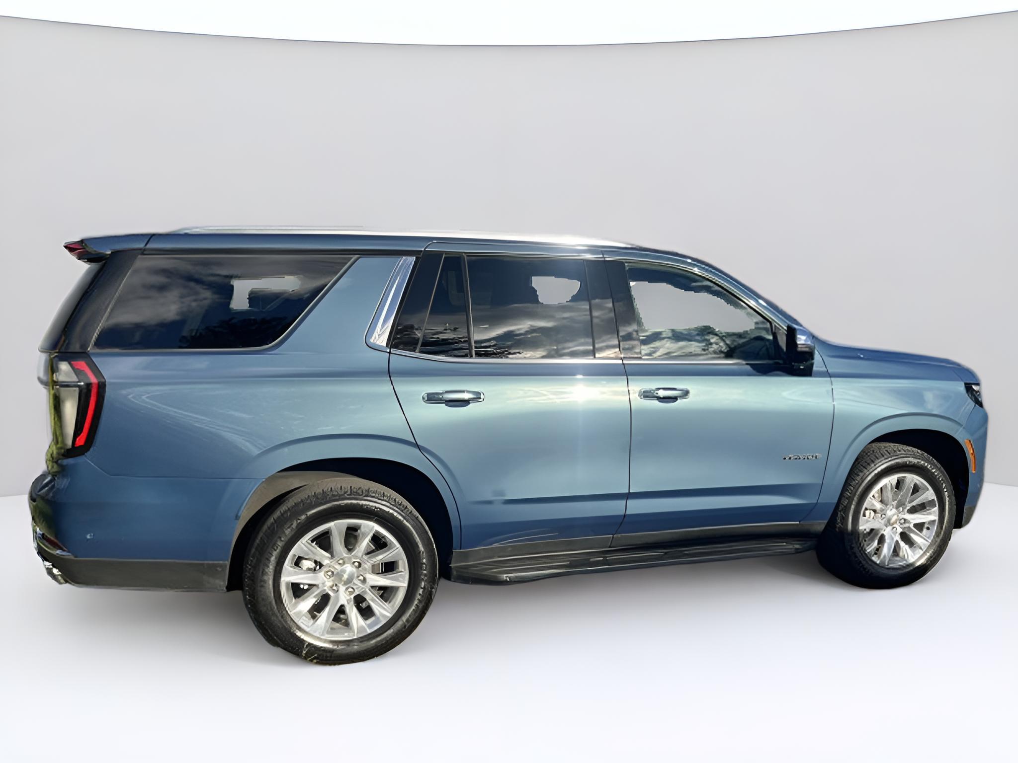 2025 Chevrolet Tahoe Premier, 2nd Row Buckets, 1-owner