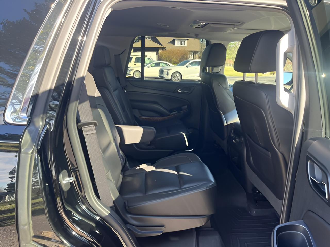 2016 Chevrolet Tahoe LTZ, 2nd Row Buckets, Brand NEW GM Transmission with Warranty