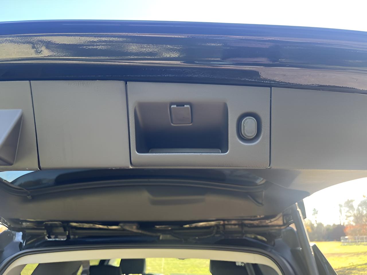 2016 Chevrolet Tahoe LTZ, 2nd Row Buckets, Brand NEW GM Transmission with Warranty