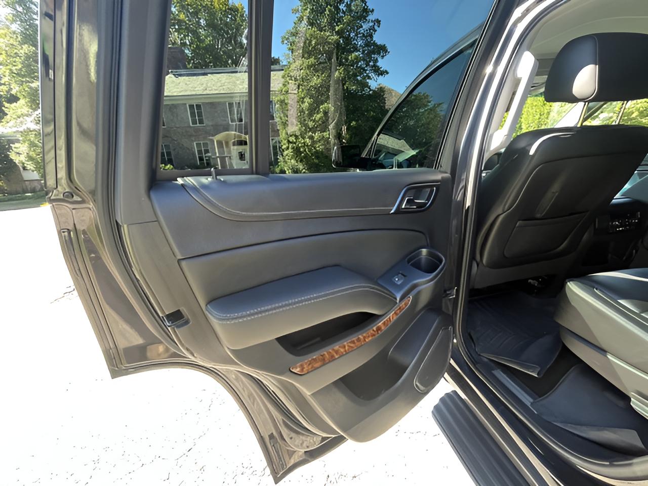 2016 Chevrolet Tahoe LTZ, 2nd Row Buckets, 1-owner