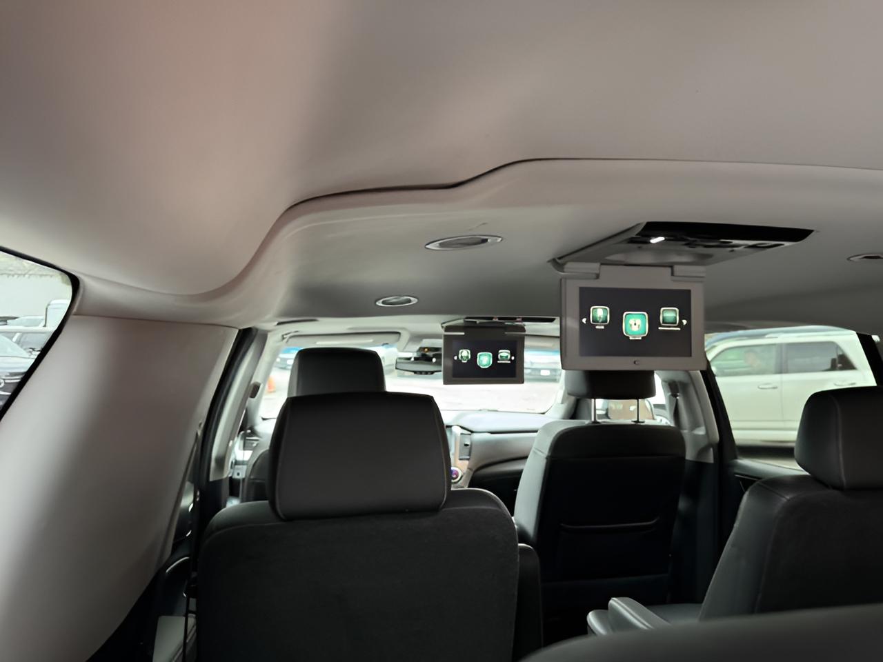 2017 Chevrolet Suburban LT, 2nd Row Buckets, Brand NEW GM Transmission with warranty