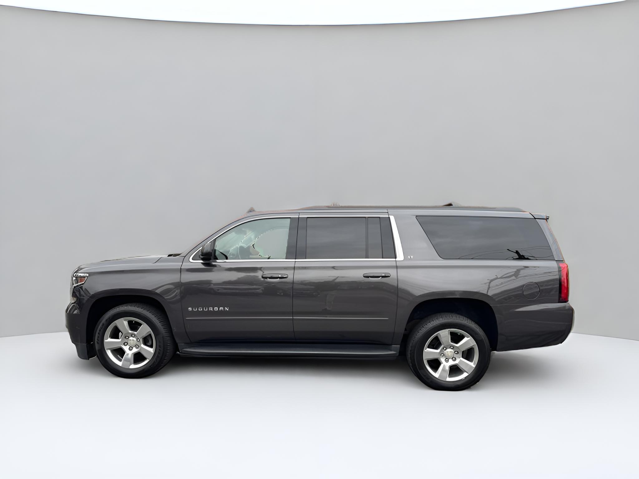 2017 Chevrolet Suburban LT, 2nd Row Buckets, Brand NEW GM Transmission with warranty