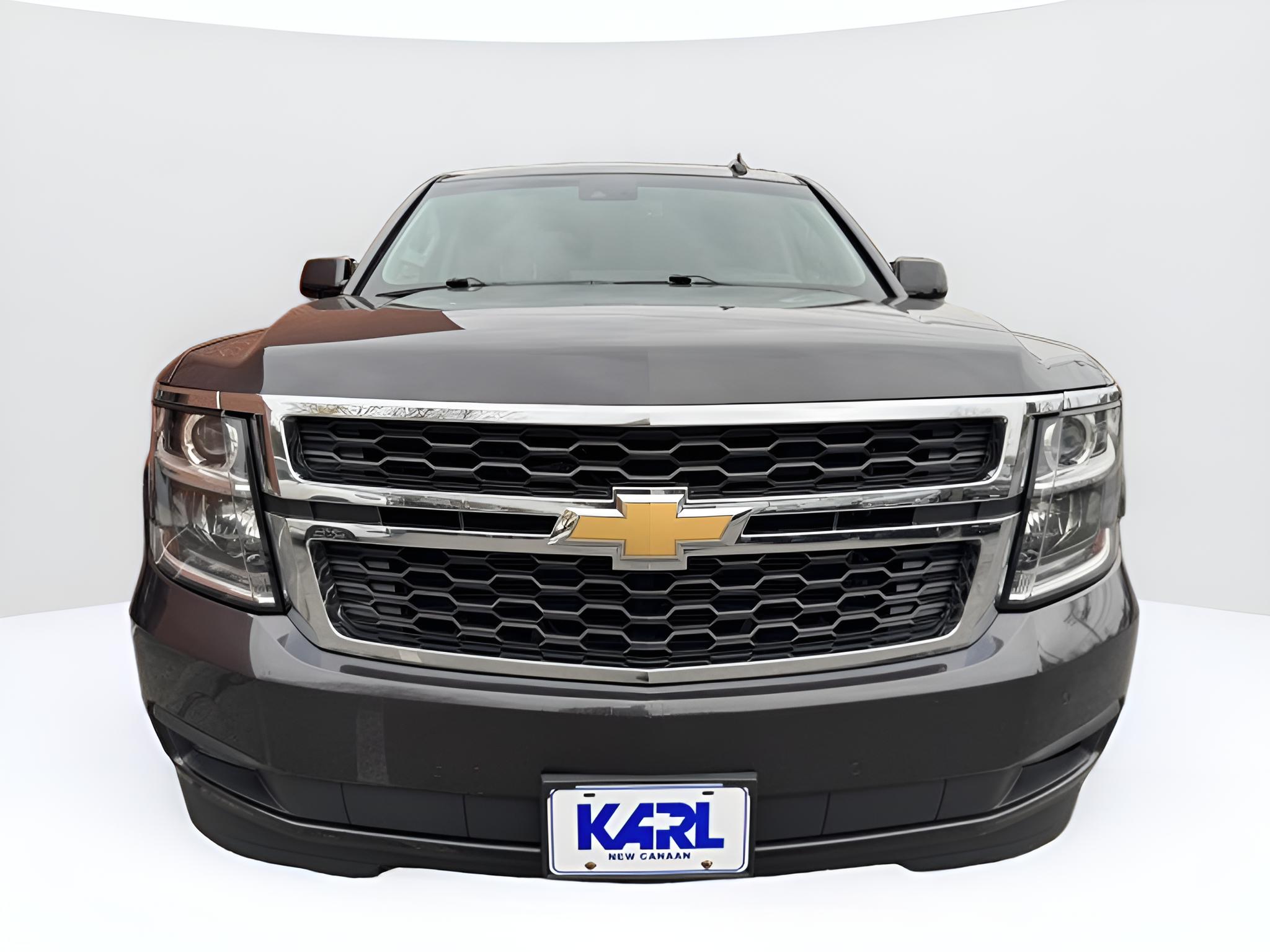 2017 Chevrolet Suburban LT, 2nd Row Buckets, Brand NEW GM Transmission with warranty